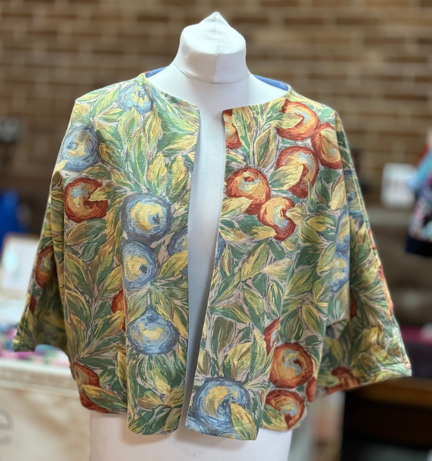 Reclaimed fabric cropped jacket