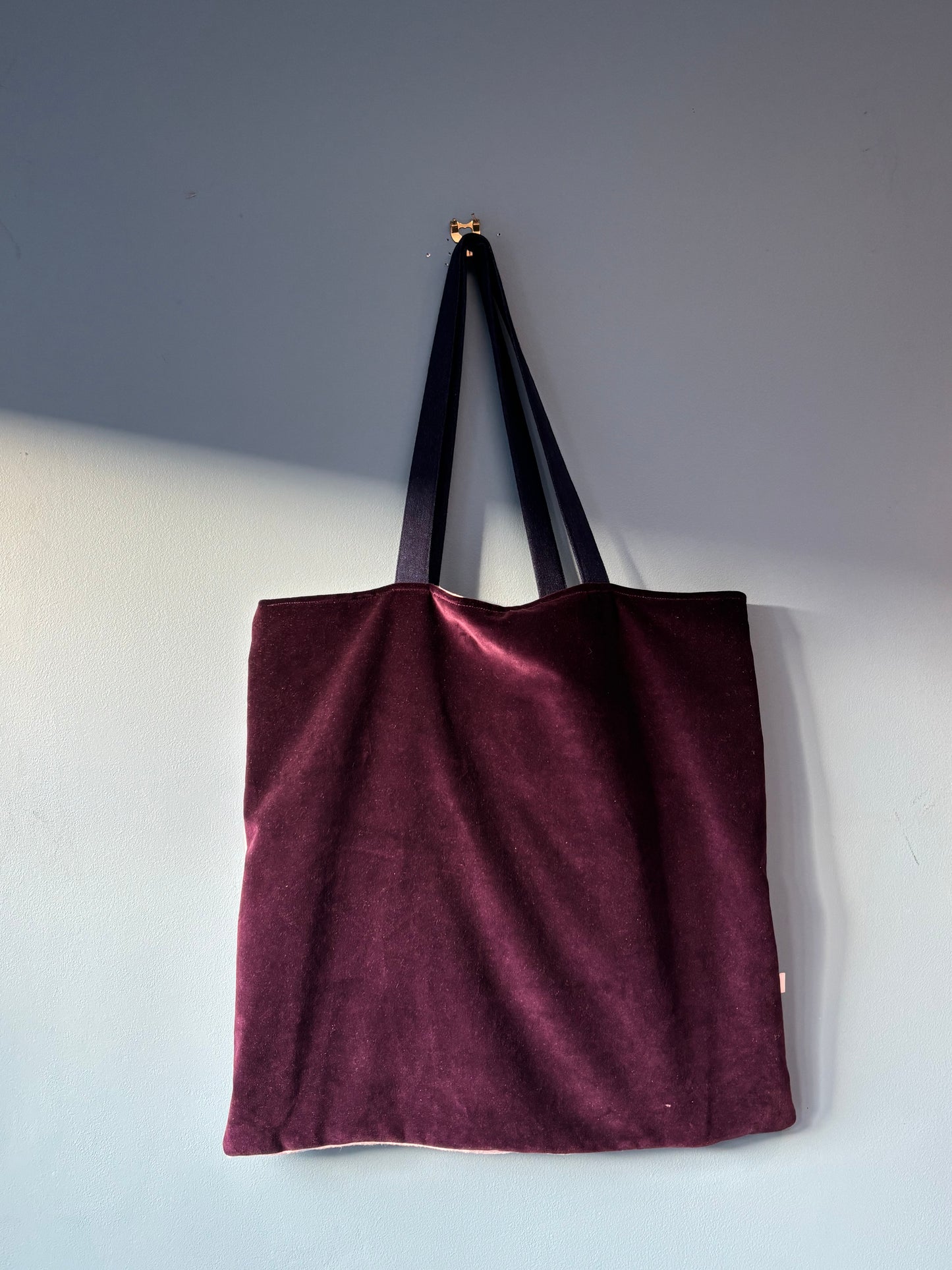 'Walthamstow Wetlands' embroidered tote bag
