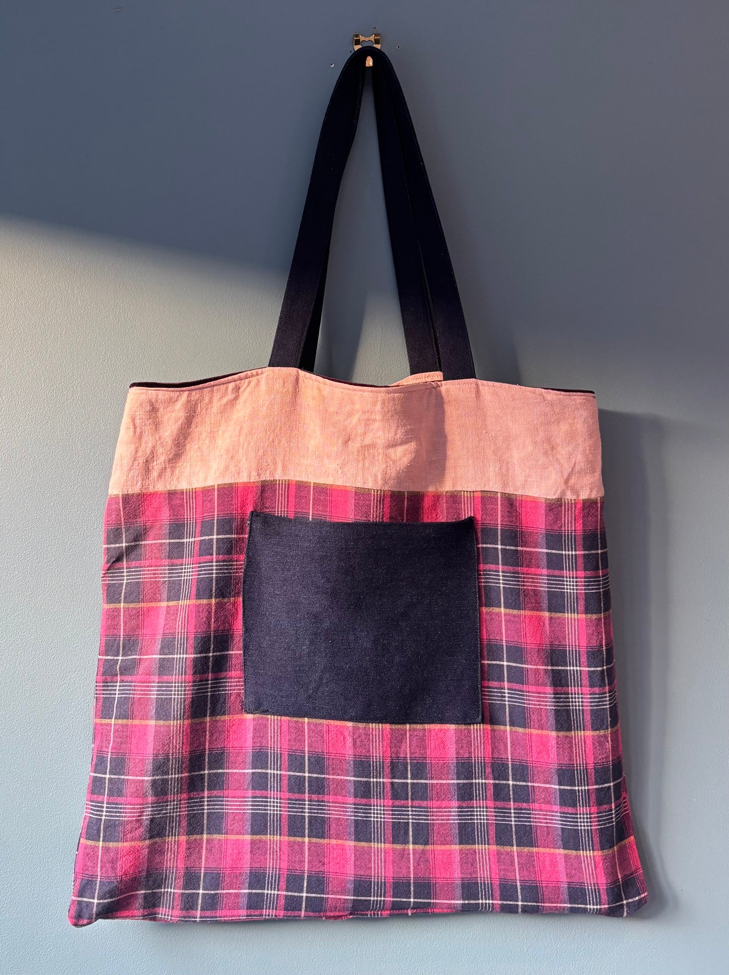 'Walthamstow Wetlands' embroidered tote bag